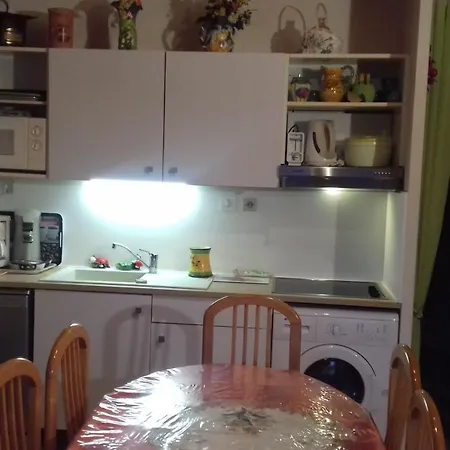 Appt F2 A 200m Du Situe Plein Sud -vue *